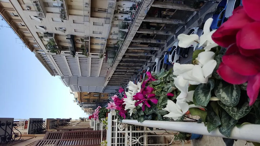 A To Casa Bed and Breakfast Palermo 2*,