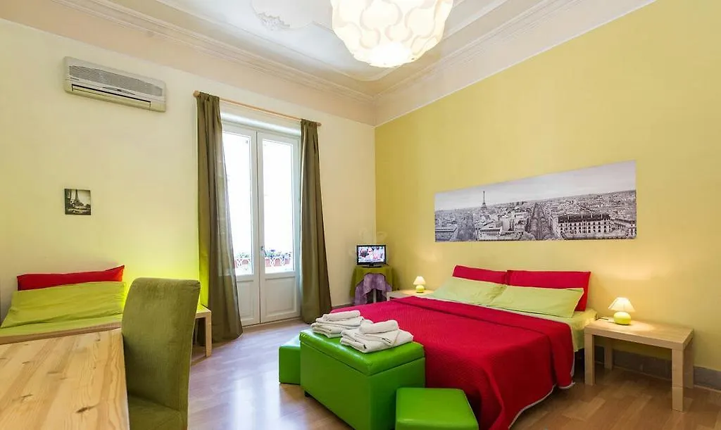 A To Casa Bed and Breakfast Palermo 2*,  Italien