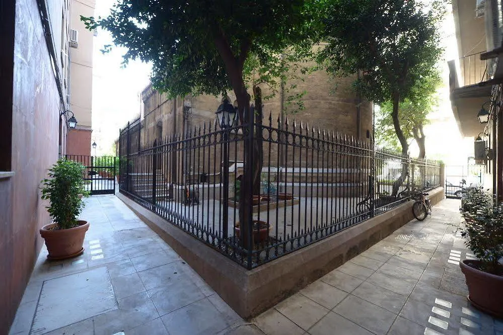Bed & Breakfast A To Casa Bed and Breakfast Palermo