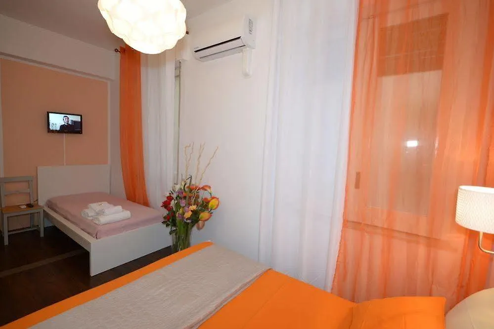 A To Casa Bed and Breakfast Palermo Bed & Breakfast