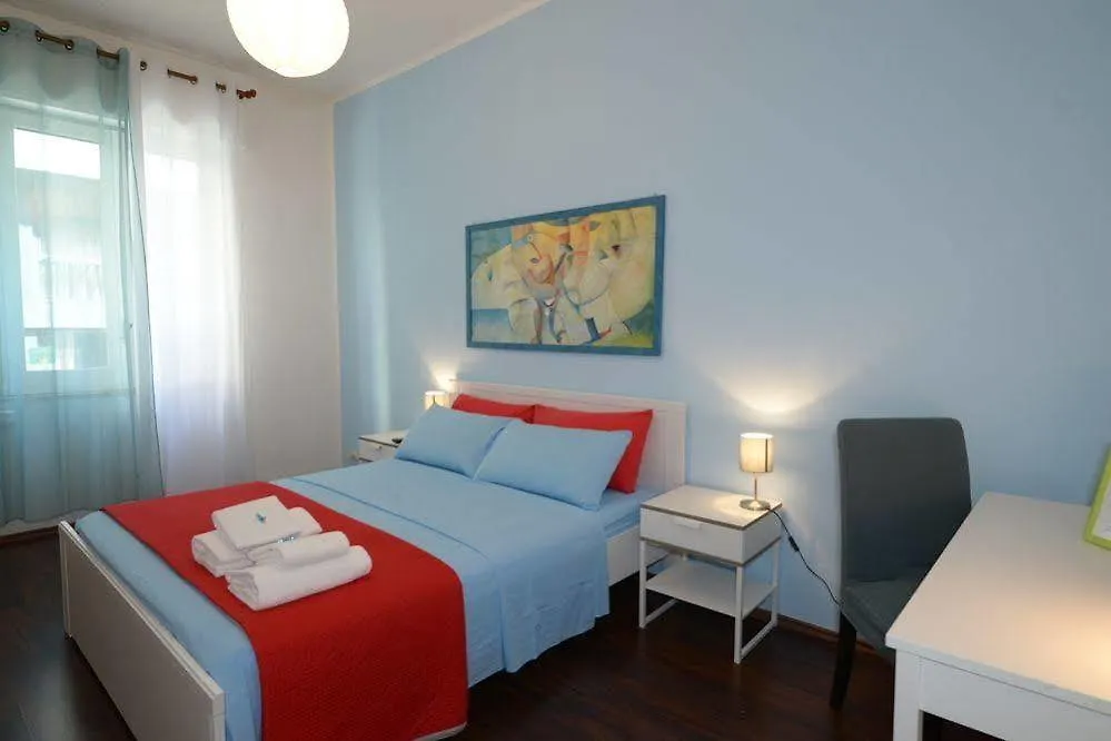 A To Casa Bed and Breakfast Palermo 2*,  Italien